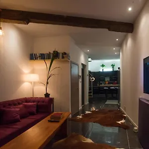 Full 4 Floors House At The Center Antwerpen